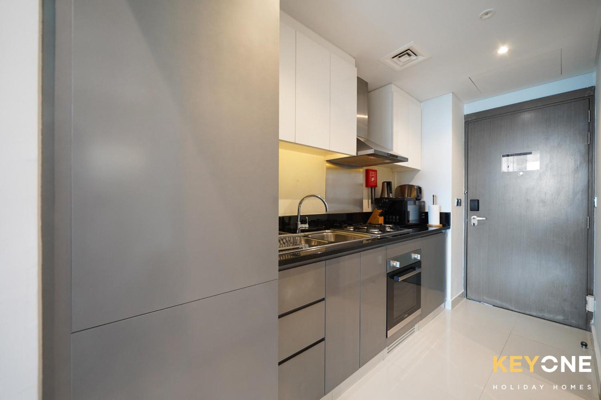 Sleek Studio In Prive With Stunning Canal View Dubaj Exteriér fotografie